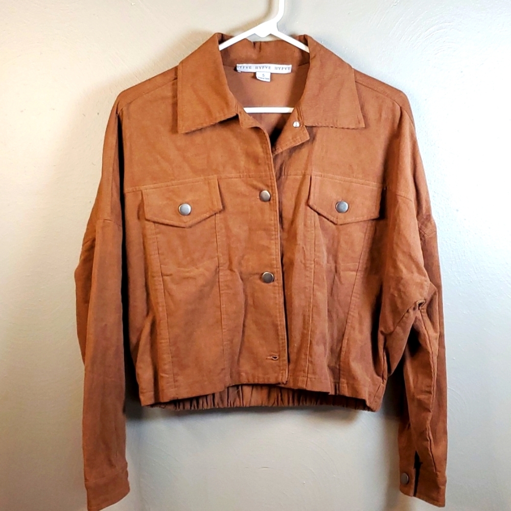 HYFIVE women's cropped, thin corduroy  jacket. Brown, size small